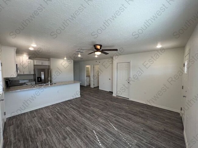 Building Photo - Brand New 2 bedroom 2 bath Duplex