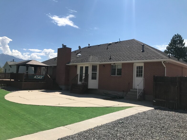 Building Photo - 2532 Cherry Grove Way