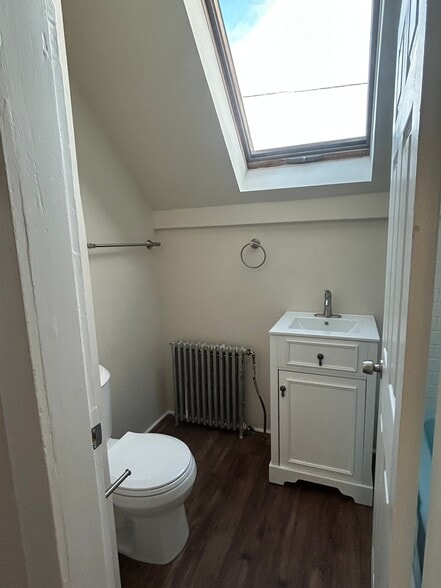 Building Photo - 68 Perkins St