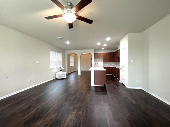 Building Photo - 24919 Alberti Sonata Dr