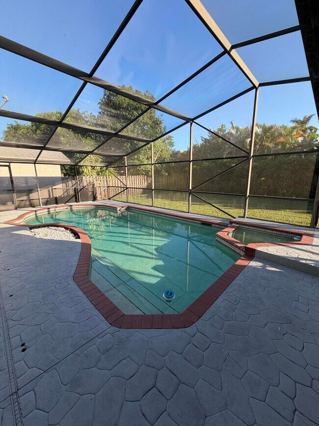 Building Photo - 11508 Clear Creek Pl