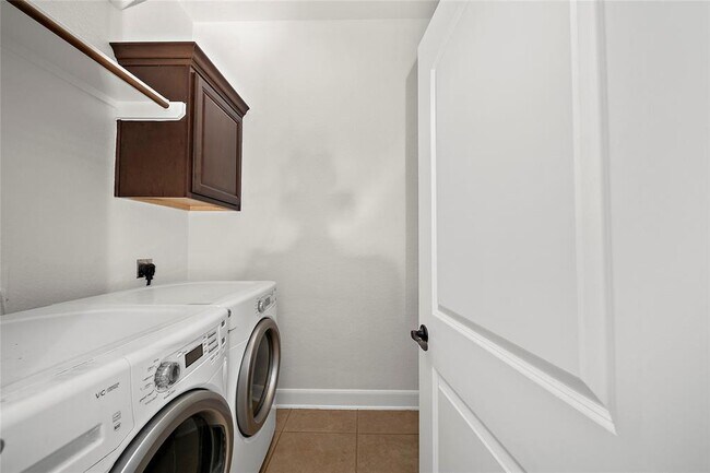 Building Photo - 26726 Longleaf Valley Dr