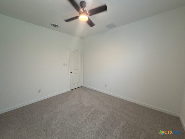 Building Photo - 8908 San Carlos
