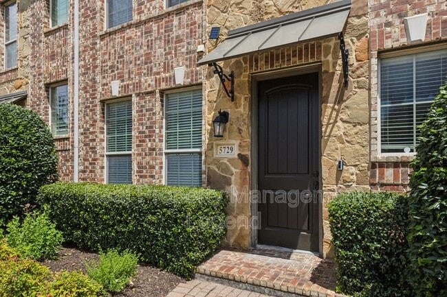 Building Photo - 5729 Knox Dr