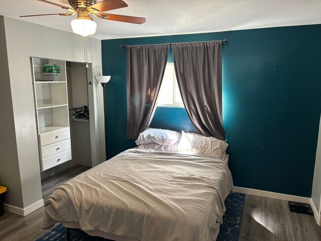 Building Photo - Spacious 3-Bedroom Craftsman Home with Solar Savings and Fully Fenced Yard