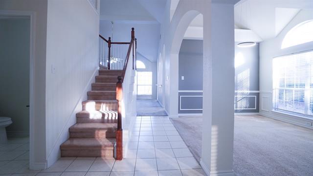 Building Photo - 912 Chestnut Ct