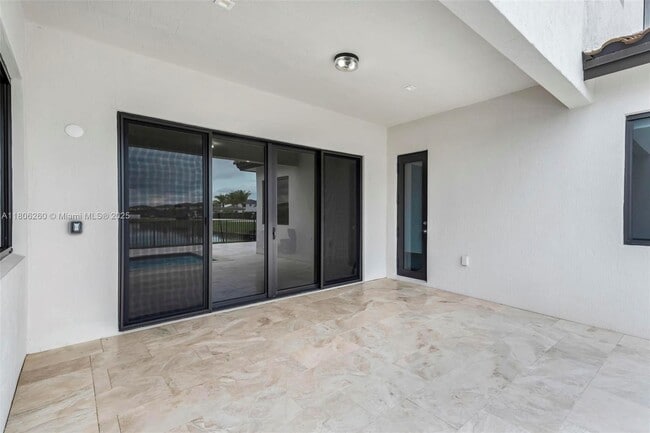 Building Photo - 4309 SW 176th Ave