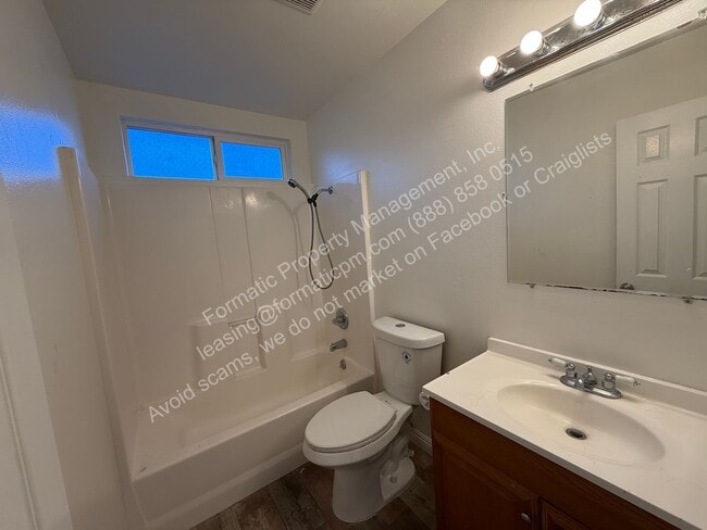 Building Photo - Pet Friendly - Comfortable 2-Bedroom Home on a Quiet Cul-de-Sac in Hemet