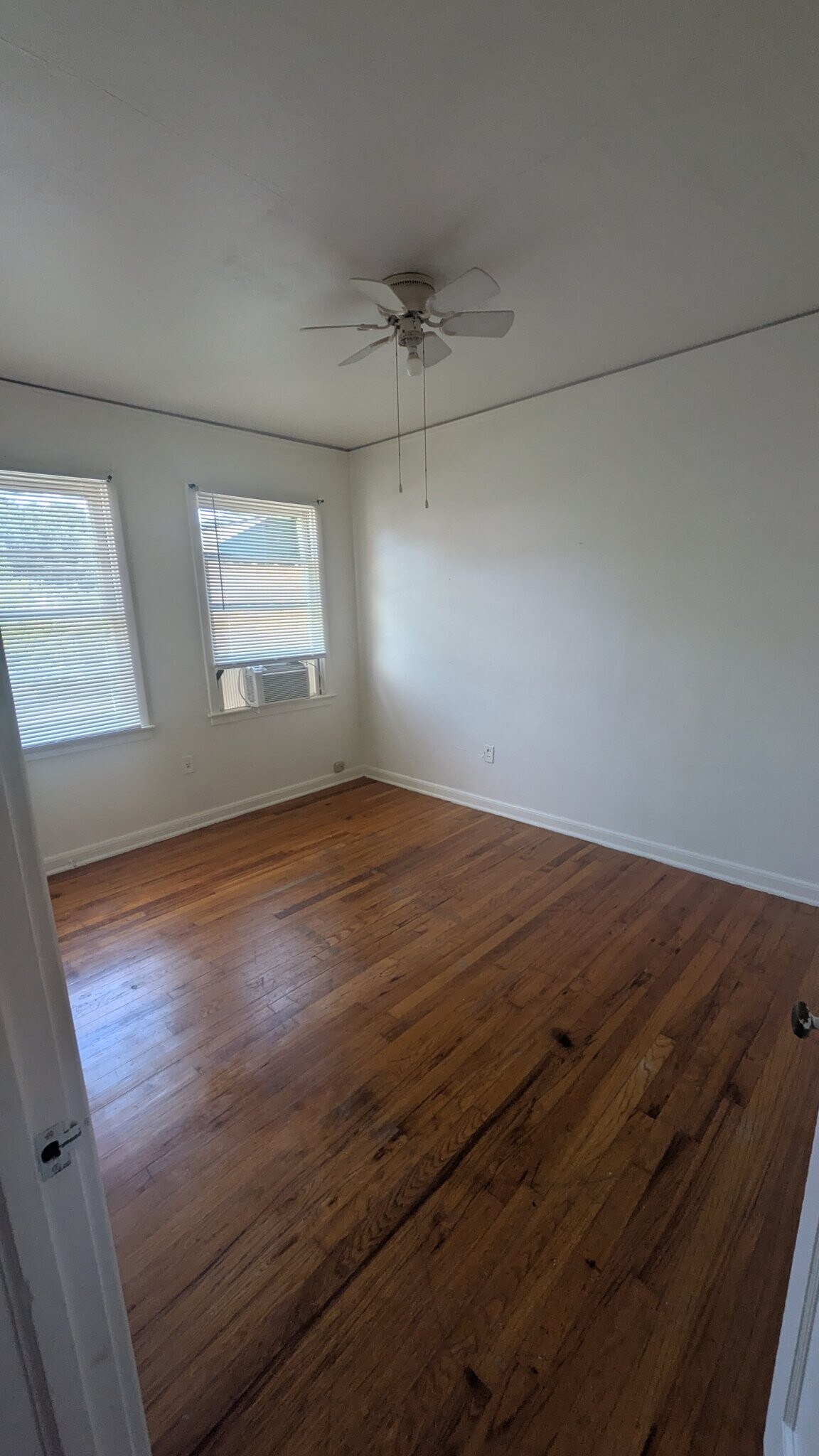 Building Photo - 2225 Wisteria St