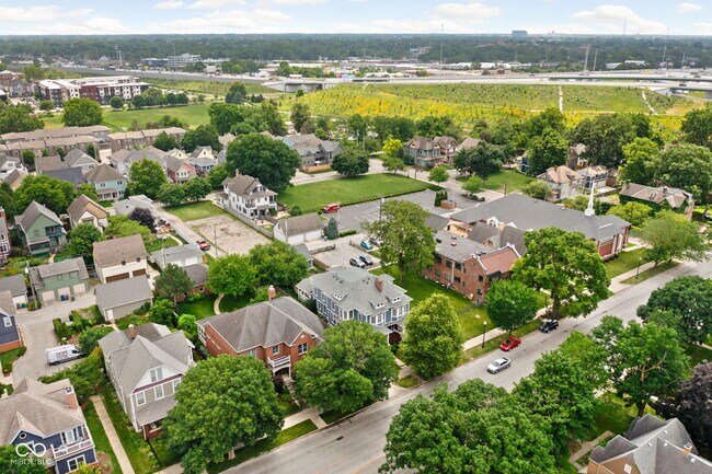 Building Photo - 1531 N College Ave