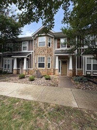 Building Photo - 127 Portico Street