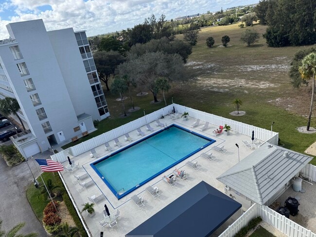 Building Photo - 6161 NW 2nd Ave