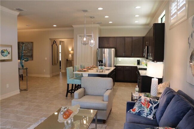 Building Photo - 8321 Venetian Pointe Dr