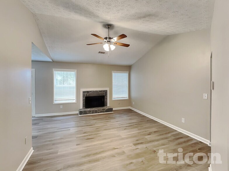 Building Photo - 118 Taylor Knoll Way