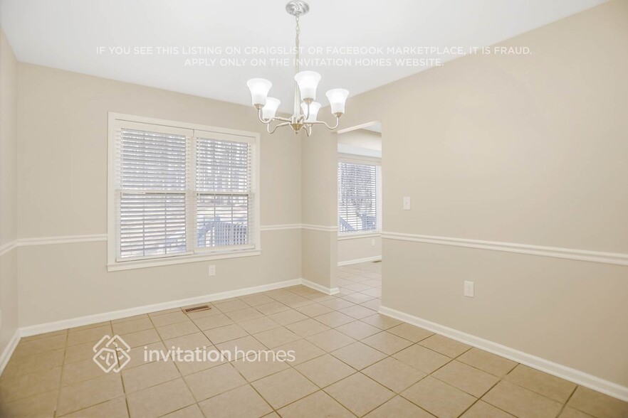 Building Photo - 729 Country Lake Ct