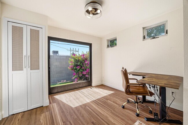 Building Photo - 385 W Pierson St