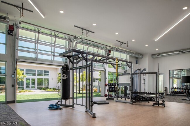 Building Photo - 11055 S Las Vegas Blvd