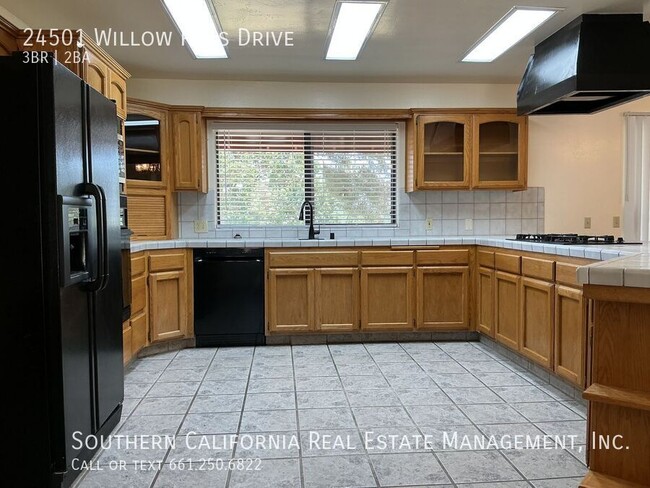 Building Photo - 24501 Willow Pass Dr