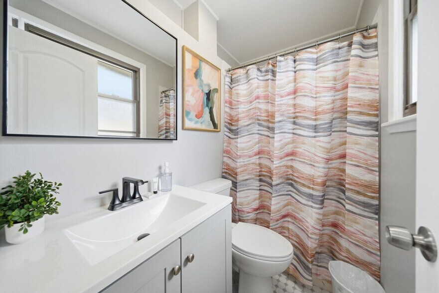 Building Photo - 12800 Terrace Ln