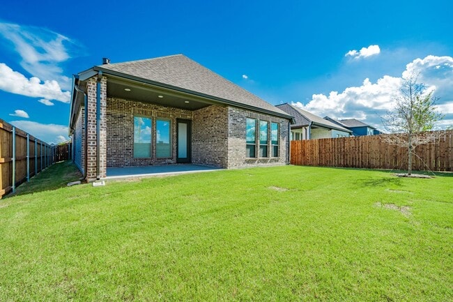 Building Photo - Welcome to Your brand new 3 bed 2 Bath Hom...