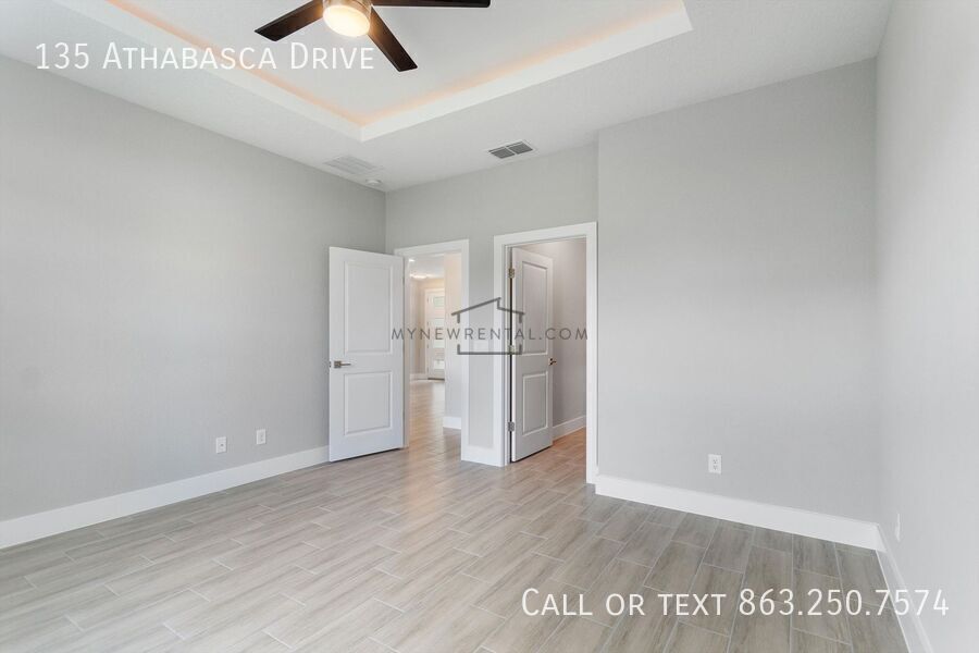 Building Photo - 135 Athabasca Dr