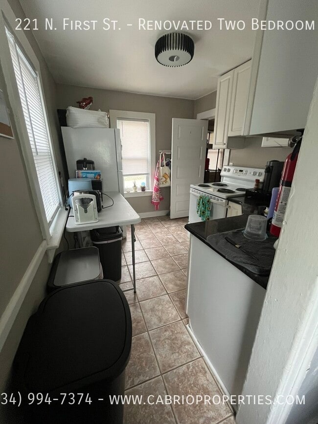 Building Photo - 221 N. First St.-Renovated Two Bedroom Home AVAILABLE NOW!