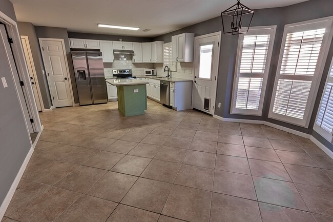 Building Photo - Home for rent in Ryan Ridge