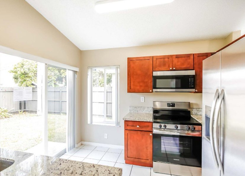 Building Photo - 14233 SW 177th Terrace