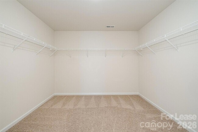 Building Photo - 2407 Sugar Ct SW