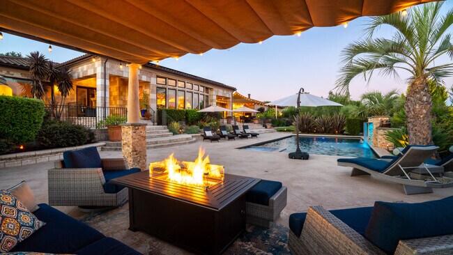 Building Photo - 3551 Kendell Hill Dr