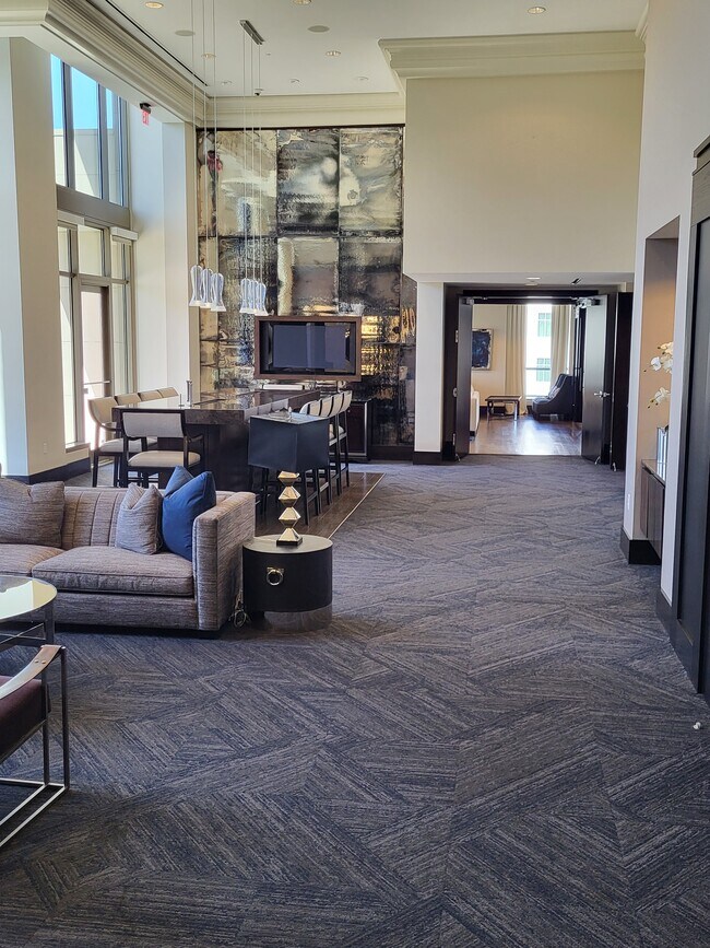 Building Photo - 270 17th St NW