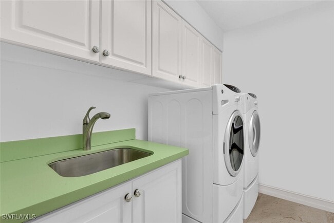 Building Photo - 4901 Gulf Shore Blvd N