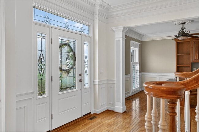 Building Photo - 43286 Canal Creek Pl