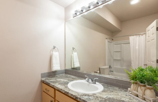 Building Photo - 22855 E Country Vista Dr