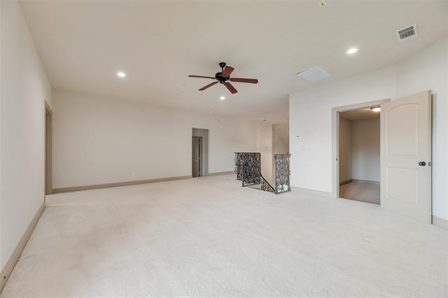Building Photo - 2137 Langdon Dr