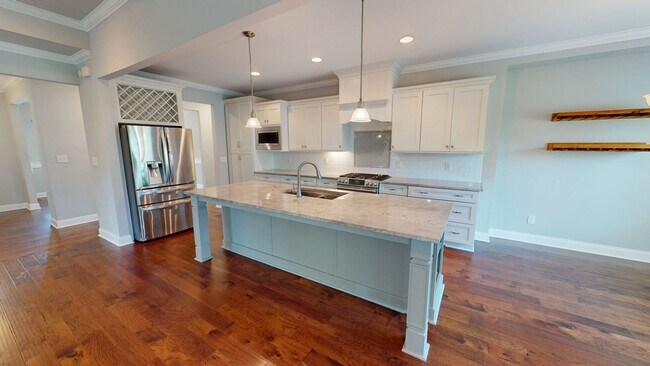 Building Photo - Custom Build in Whispering Pines!