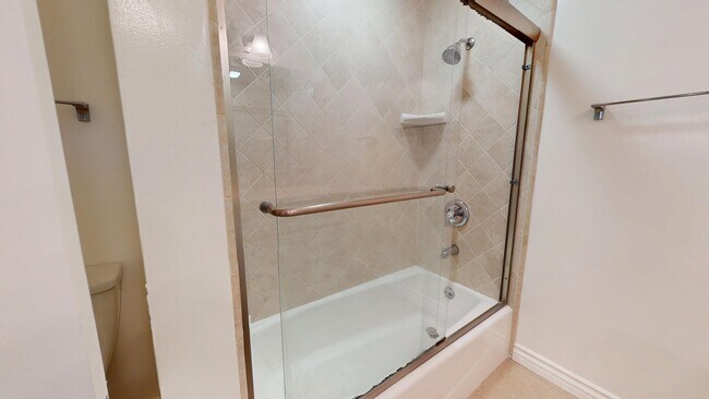 Building Photo - 2 + 2.5 Spacious Studio City Unit Minutes ...