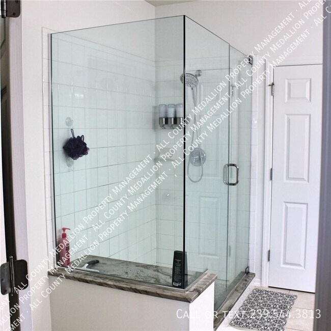 Building Photo - 11620 Navarro Way