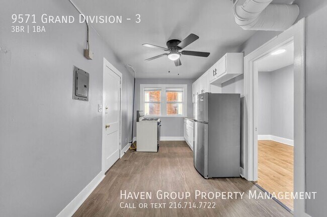 Building Photo - 9571 Grand Division Ave