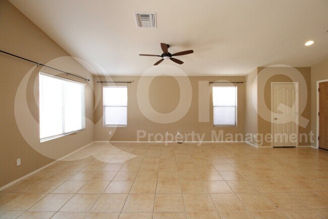 Building Photo - 10234 E Javelina Ave