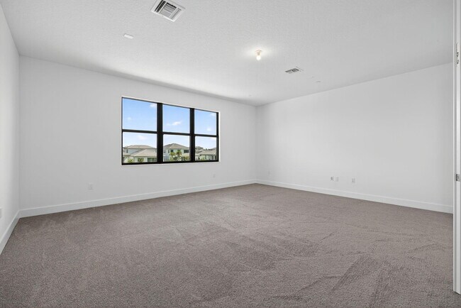 Building Photo - 10026 Skyloft St