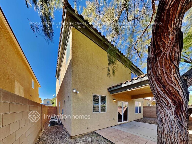 Building Photo - 8260 Celina Hills St