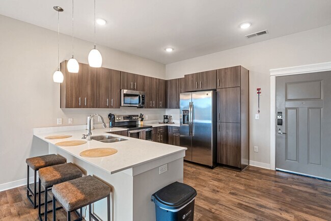 Building Photo - 530 Massachusetts Ave