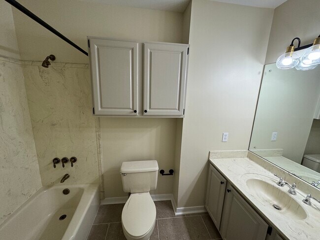 Building Photo - 500 Northpointe Pkwy