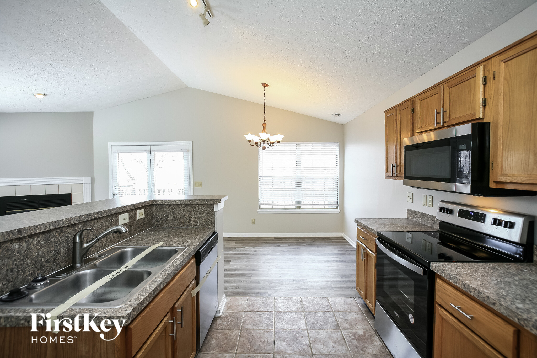 Building Photo - 5640 Orchardgrass Ln