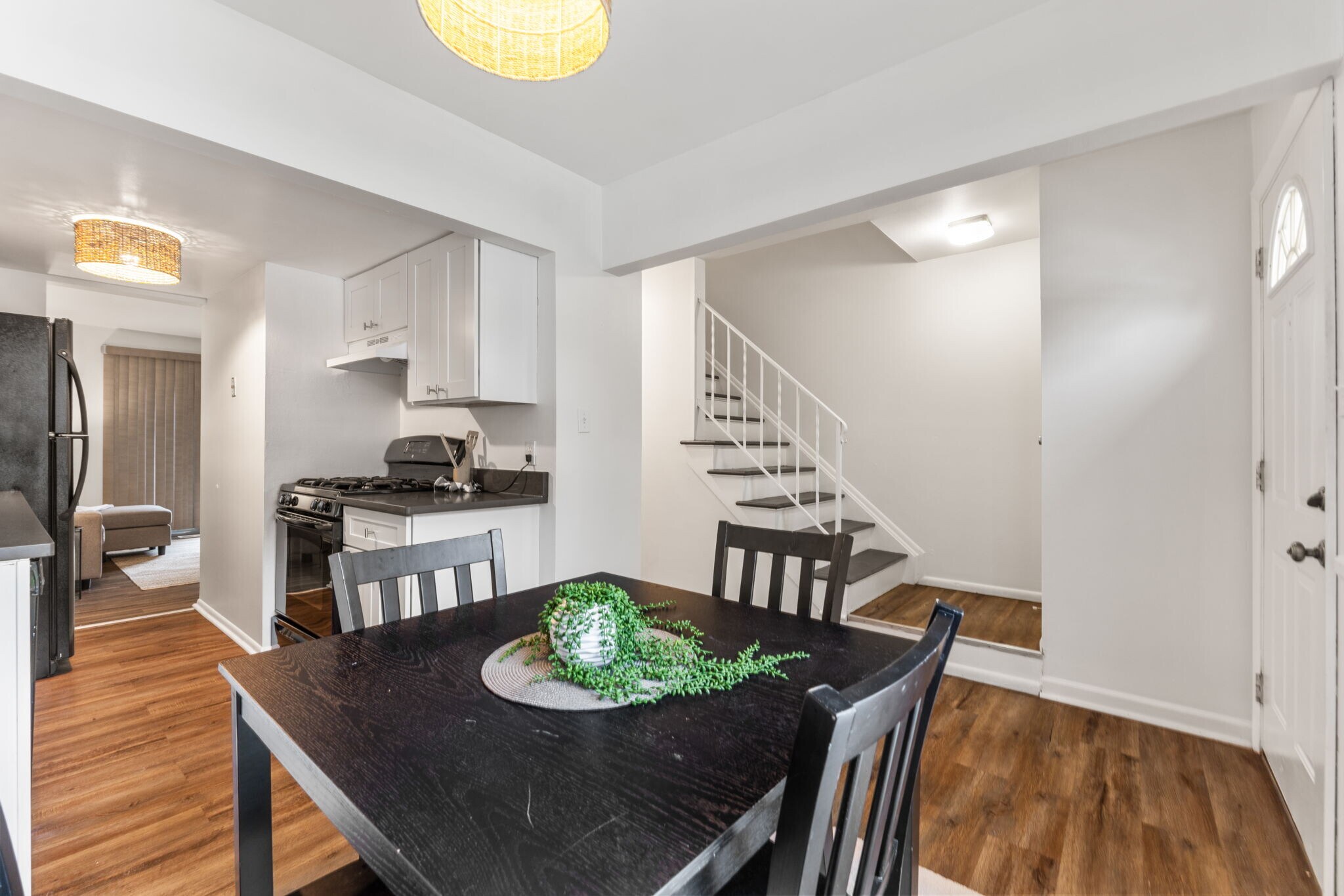 Building Photo - 106 Tarryton Ct E