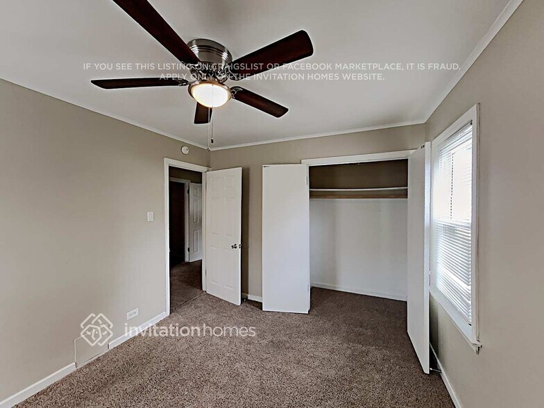 Building Photo - 9243 S 49th Ct