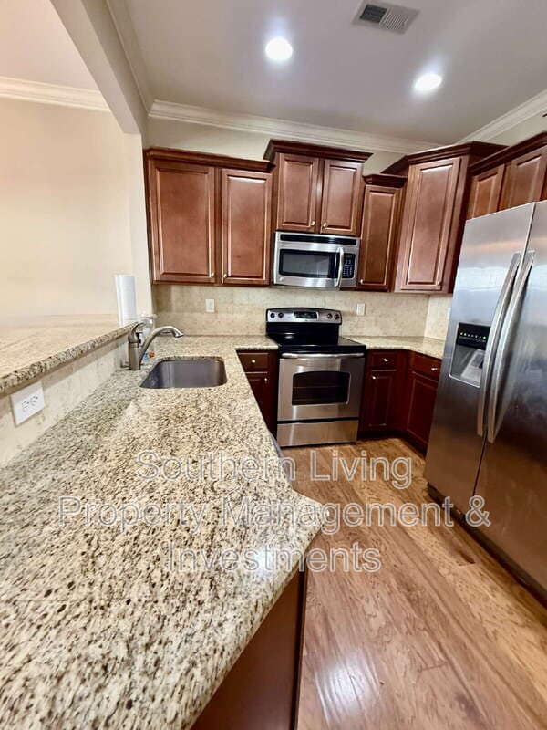 Building Photo - 11410 Felizzano Pl