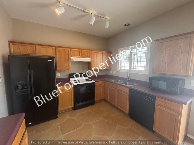 Building Photo - 5389 N Willow Thicket Way