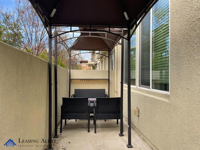 Building Photo - 28829 Camino De Cielo Dr